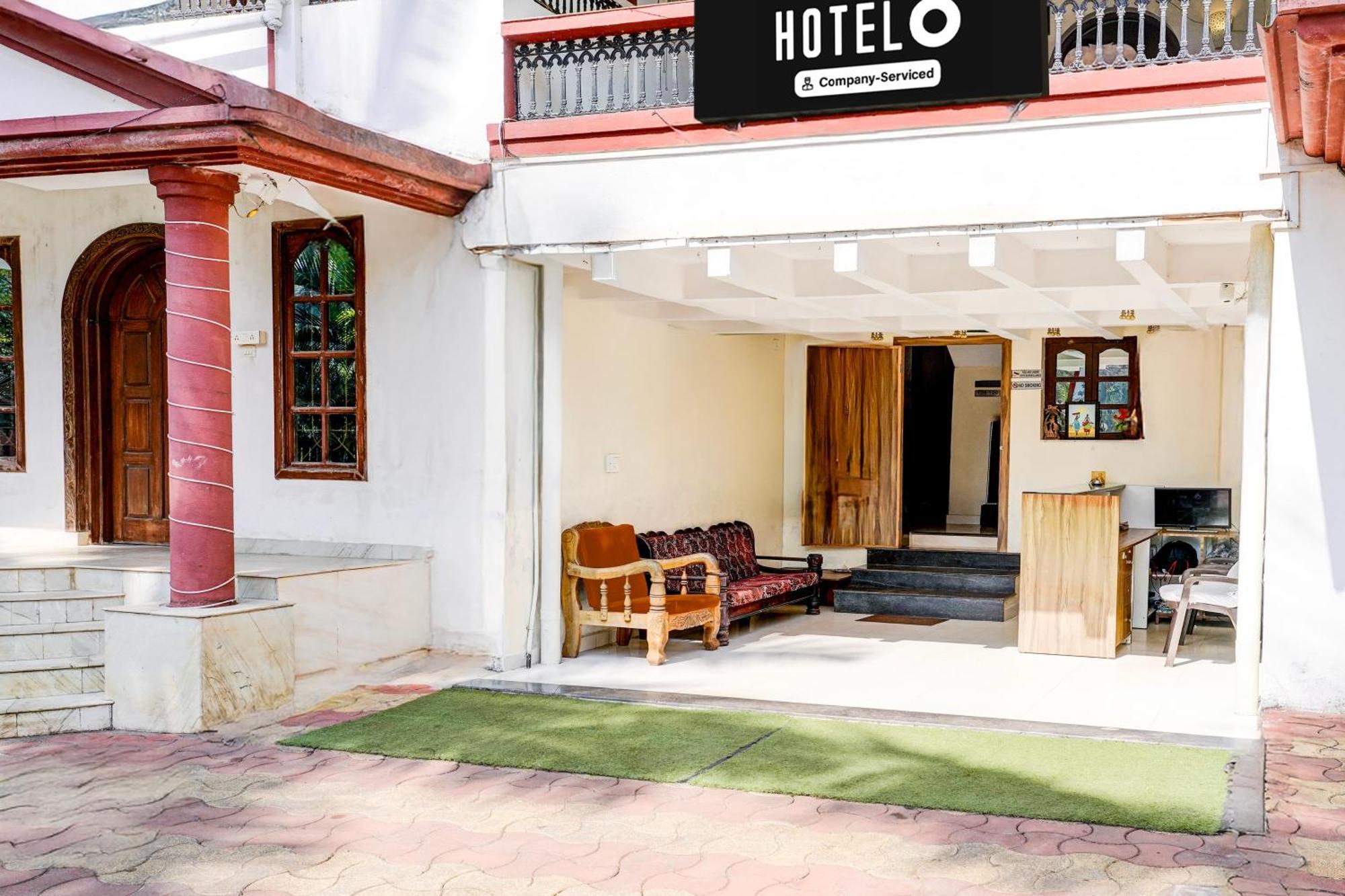 Oyo Flagship Triple Beach Guest House Бенаулім Екстер'єр фото
